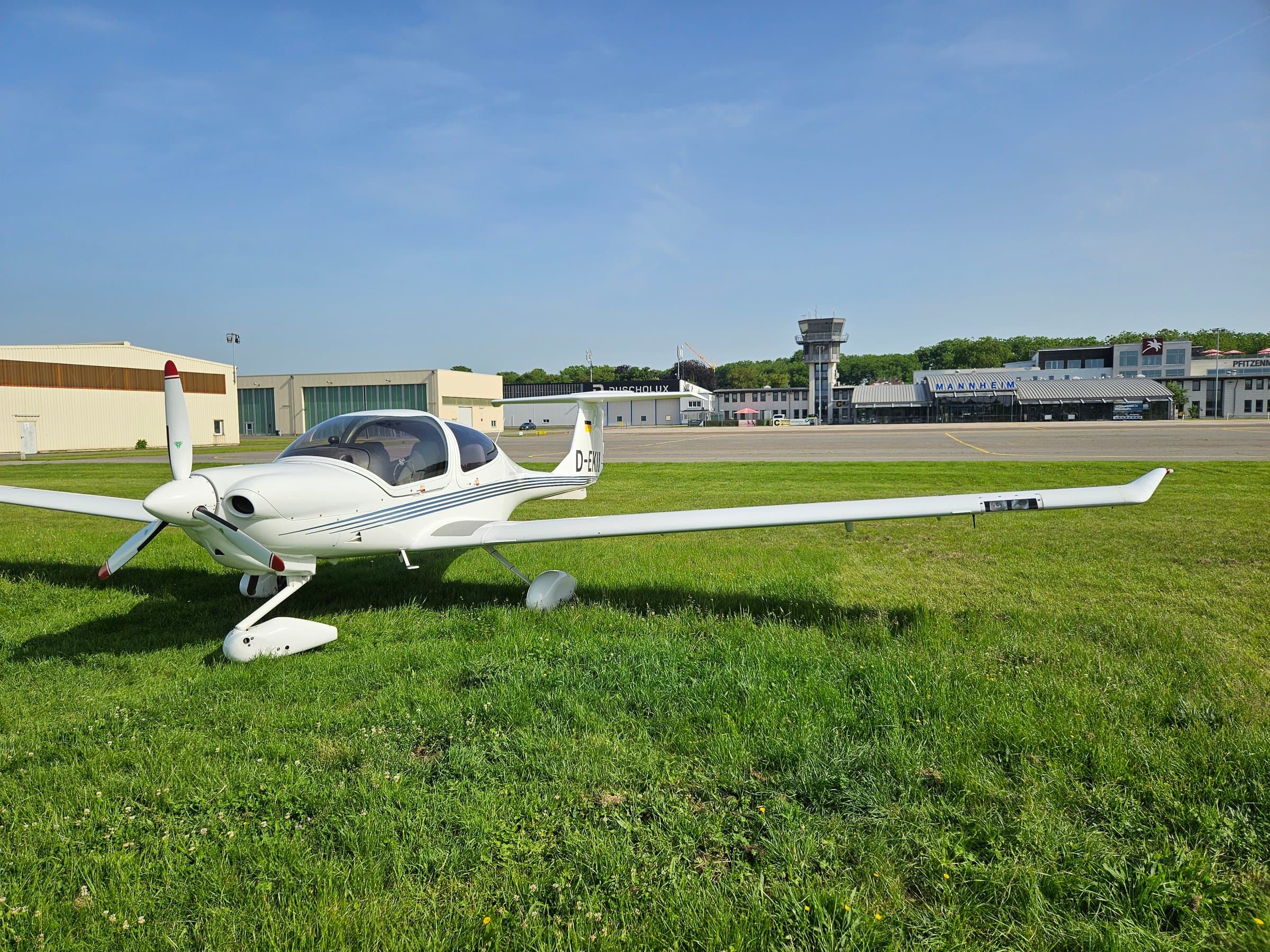 DA40
